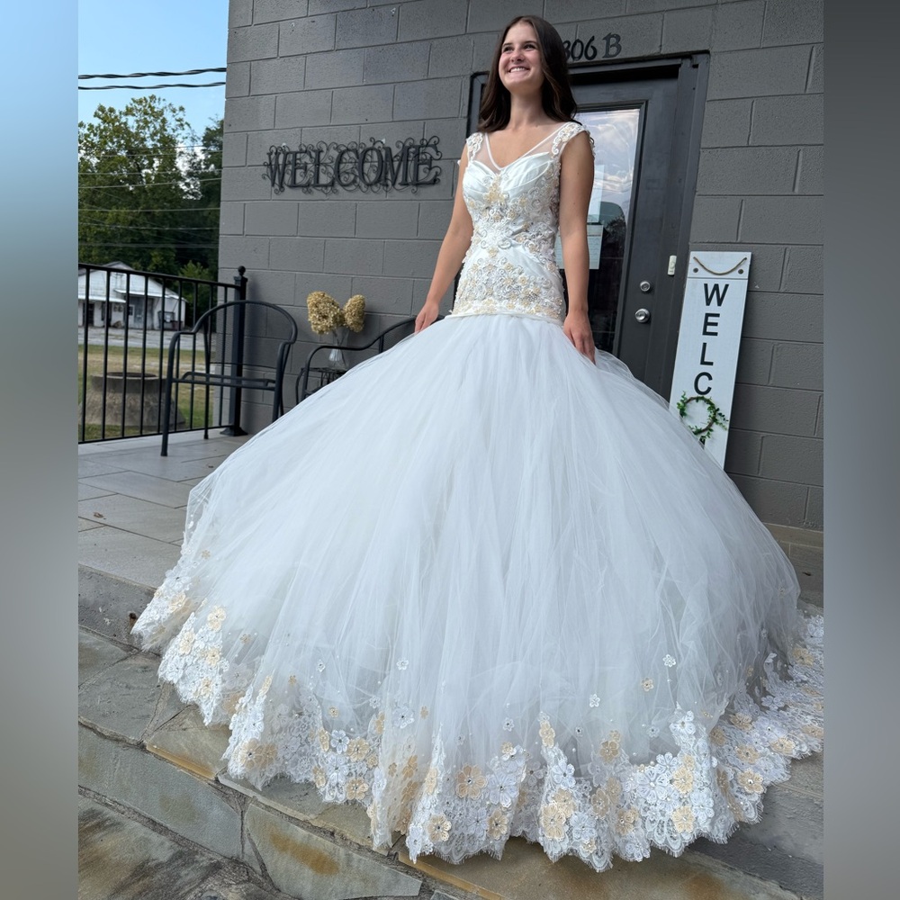 Elegant White and Gold Ball Gown 3D Detail Quinceañera or other special event